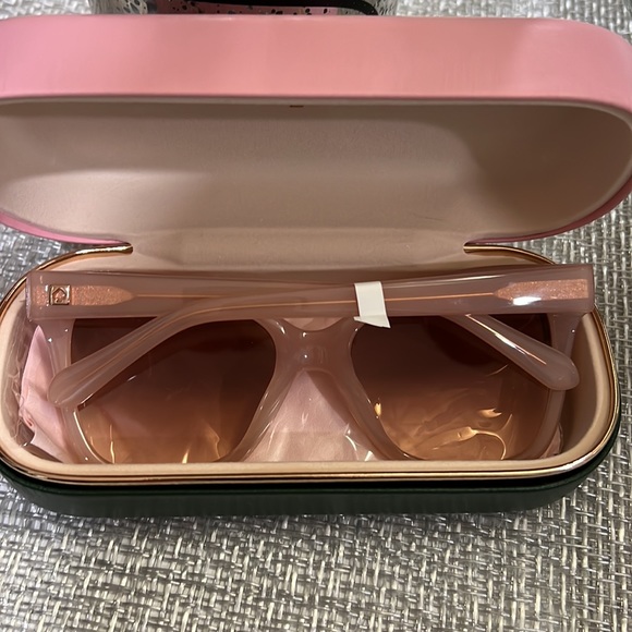 Kate Spade ♠️ sunglasses - Picture 8 of 16